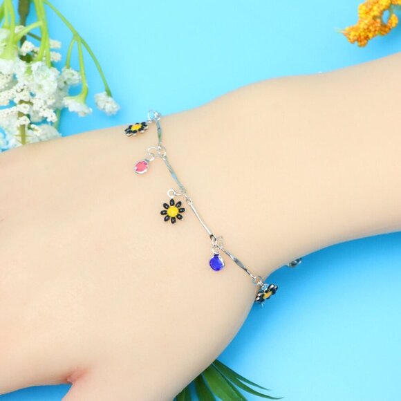 Chic & Stylish Bracelet – A Thoughtful Gift for Women and Girls, DYC1032 - Picture 6 of 9